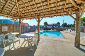 2 Blocks to the Beach Pool Patio w Bar Awave from it All by AvantStay